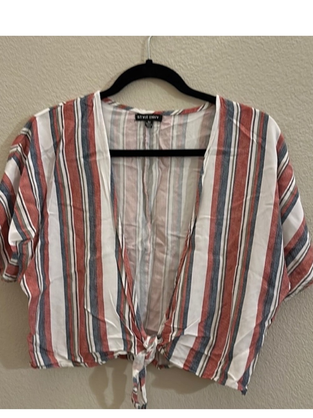 Style Envy Women's Medium Crop Top